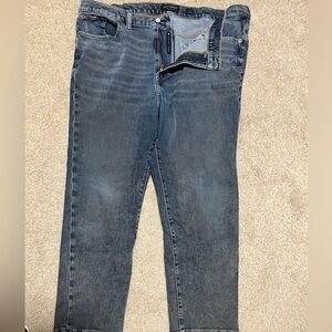 Mens Lucky Brand 44/30 Jeans